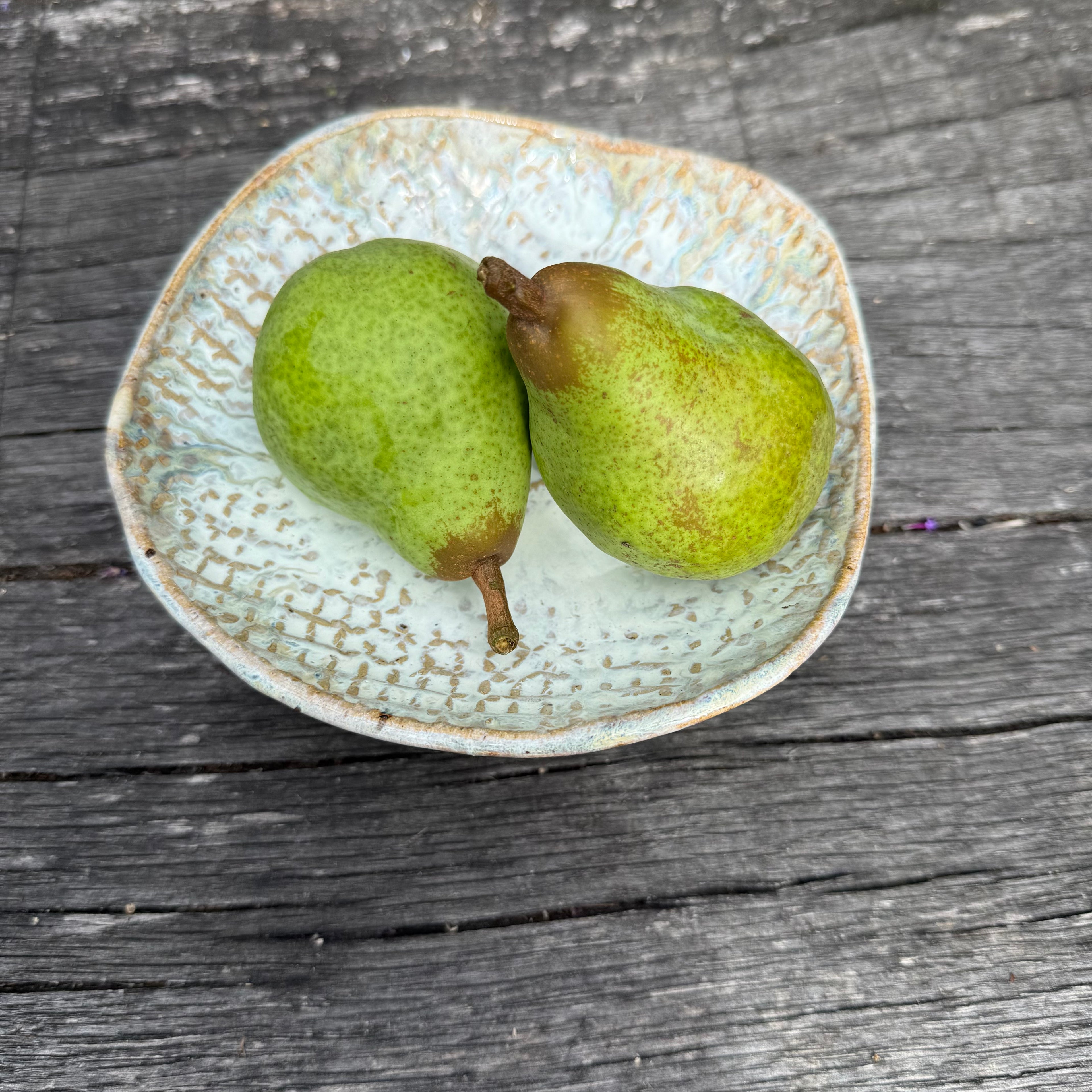 Small ceramic textured pear bowl