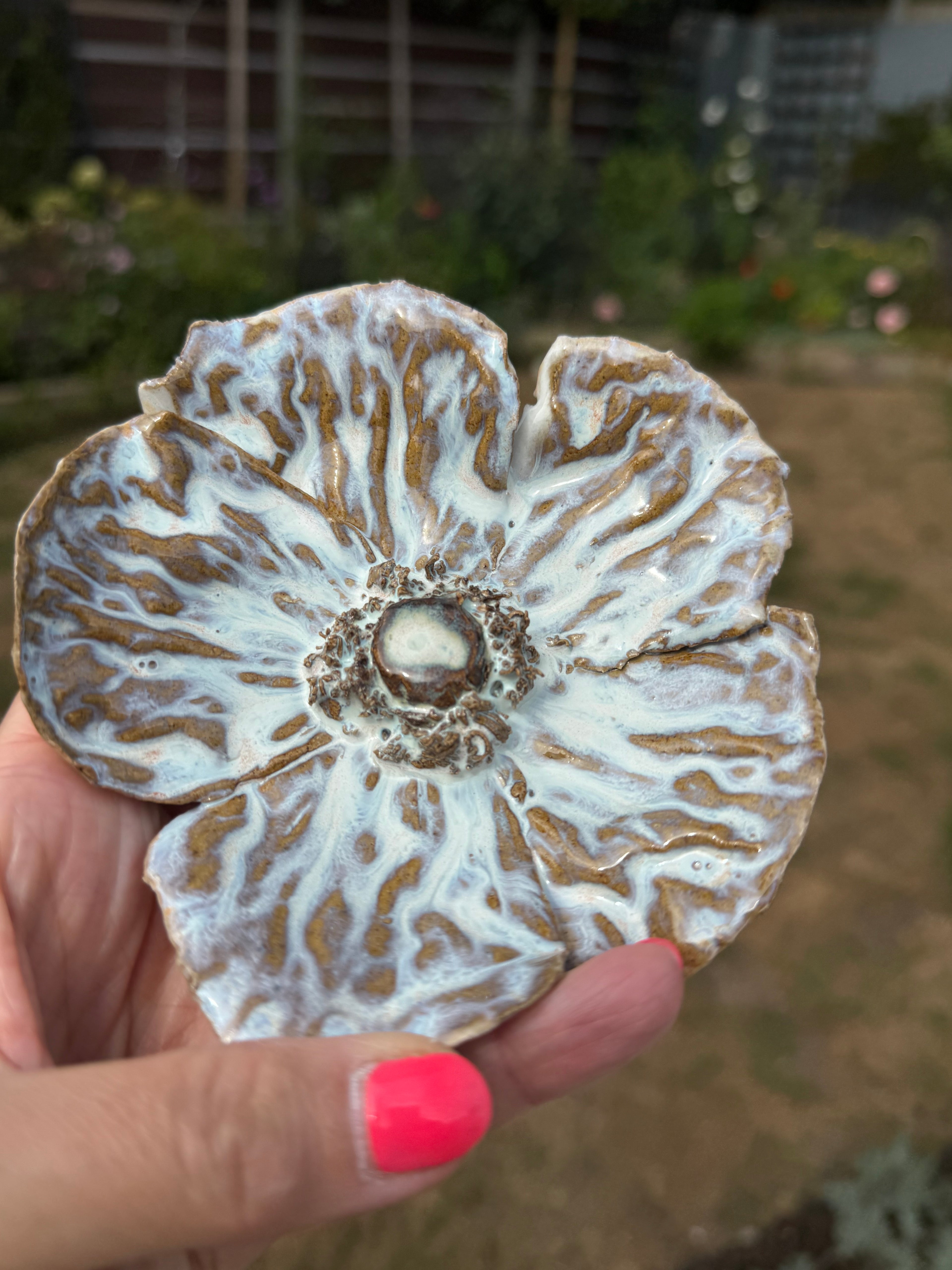 A set of 3 Blooming textured poppies on metal stems